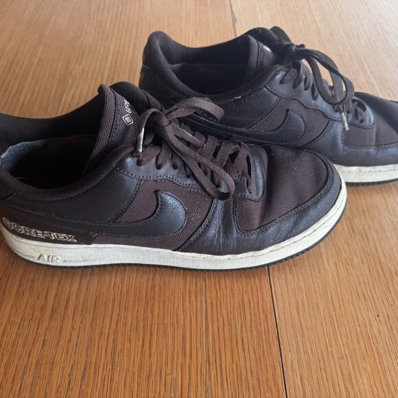 Nike Air Force 1 Low - Gore-Tex Sneakers. Size 9, Good Condition - Picture 1 of 8